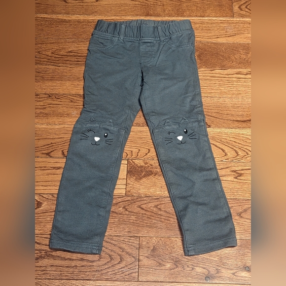 Carter's Size 5 Kids Pants with Cat Knees New without tags - Picture 2 of 6